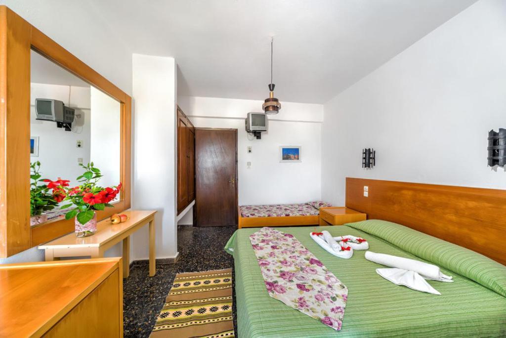 Harmony Hotel & Studio Malia Exteriör bild